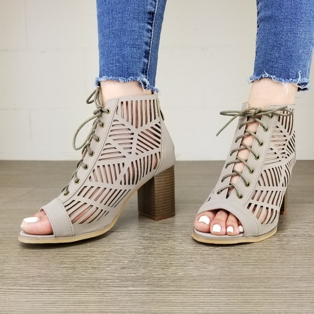 Open Toe Laced Up Spring Cut Out Ankle Booties - Z - Picture 7 of 8
